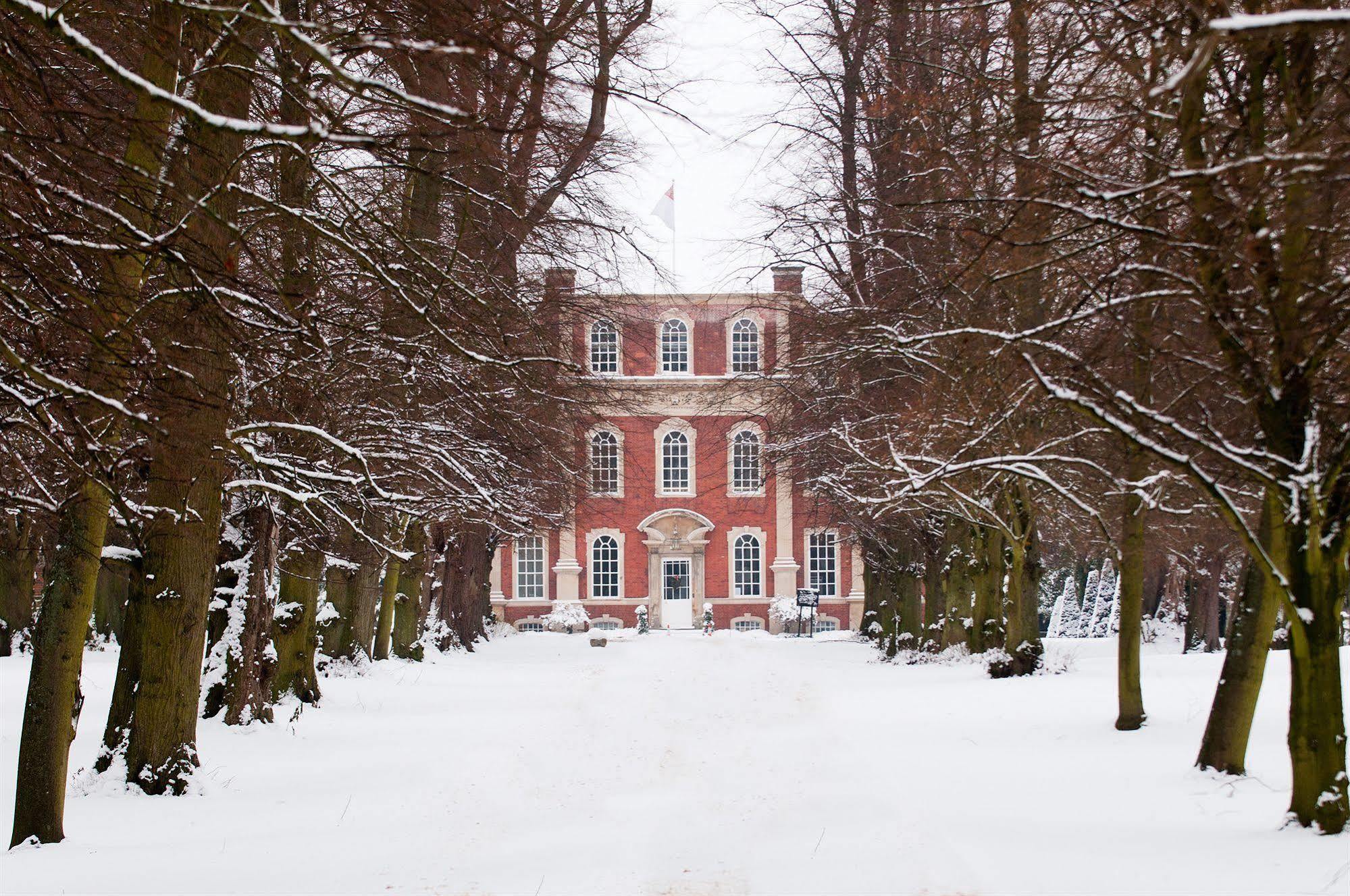 Chicheley Hall Esterno foto